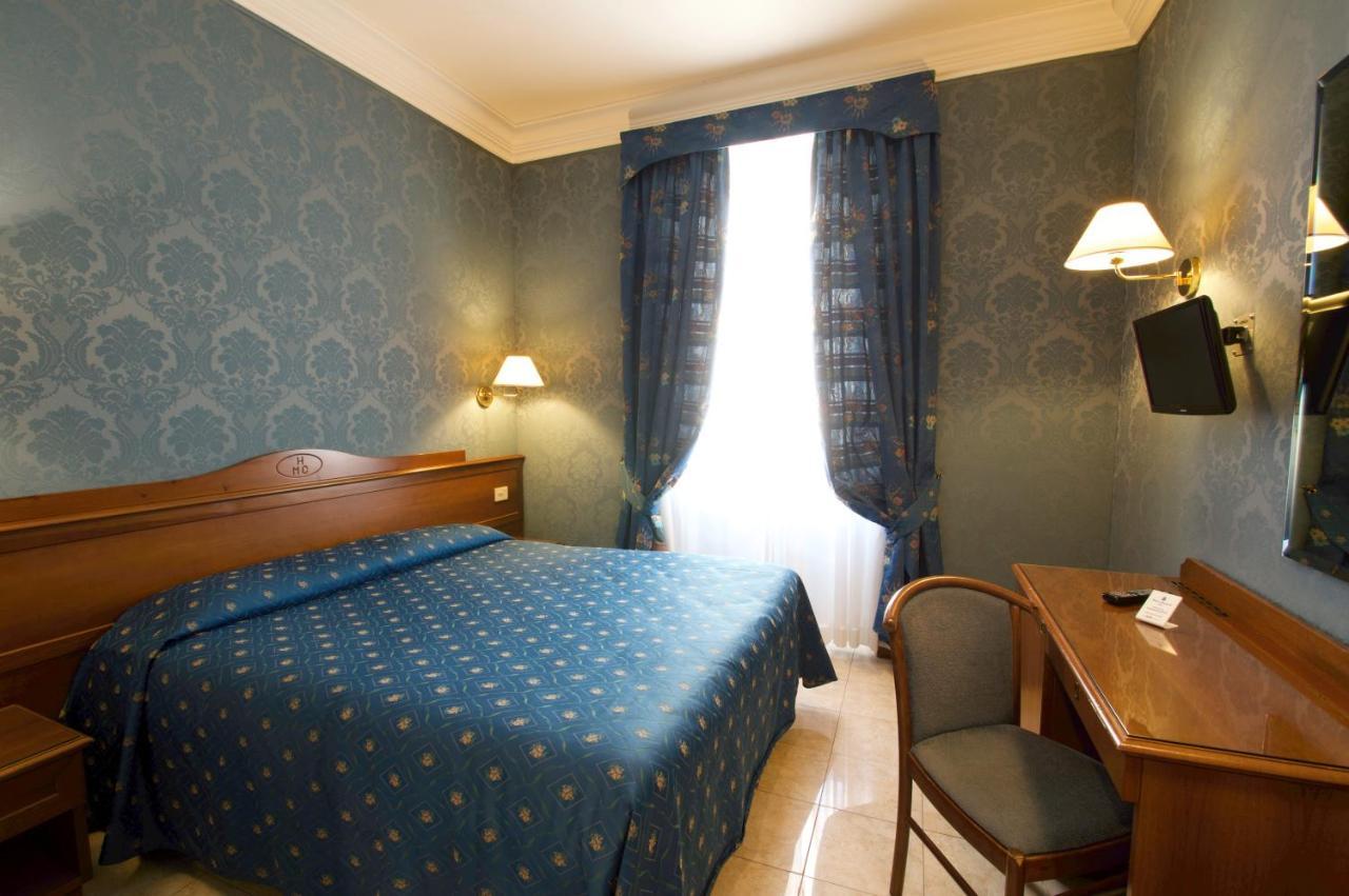 Hotel Montecarlo Roma Esterno foto