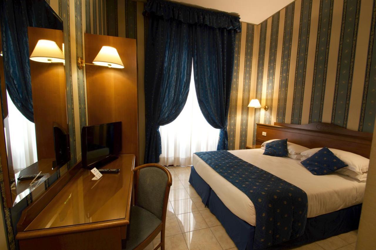 Hotel Montecarlo Roma Esterno foto