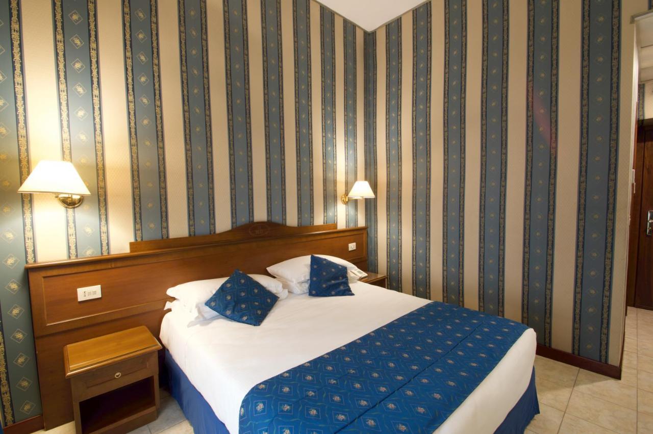 Hotel Montecarlo Roma Esterno foto